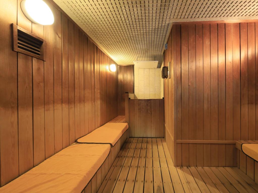 Kamisuwa Onsen Hama No Yu Sauna Room