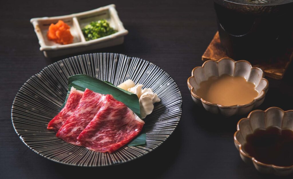 Kamisuwa Onsen Shinyu Hotel Wagyu Dish