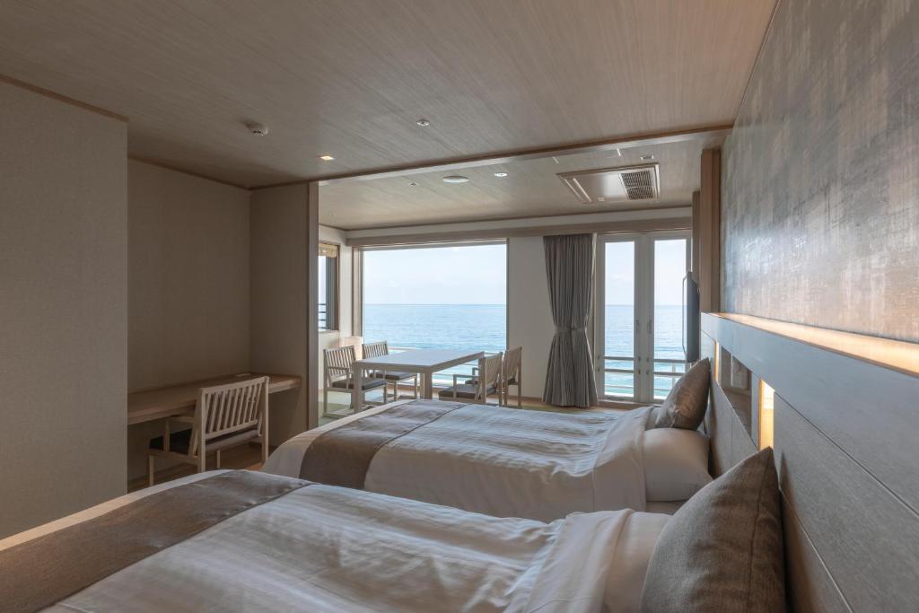 Kamogawa Grand Hotel Ocean View Twin Room