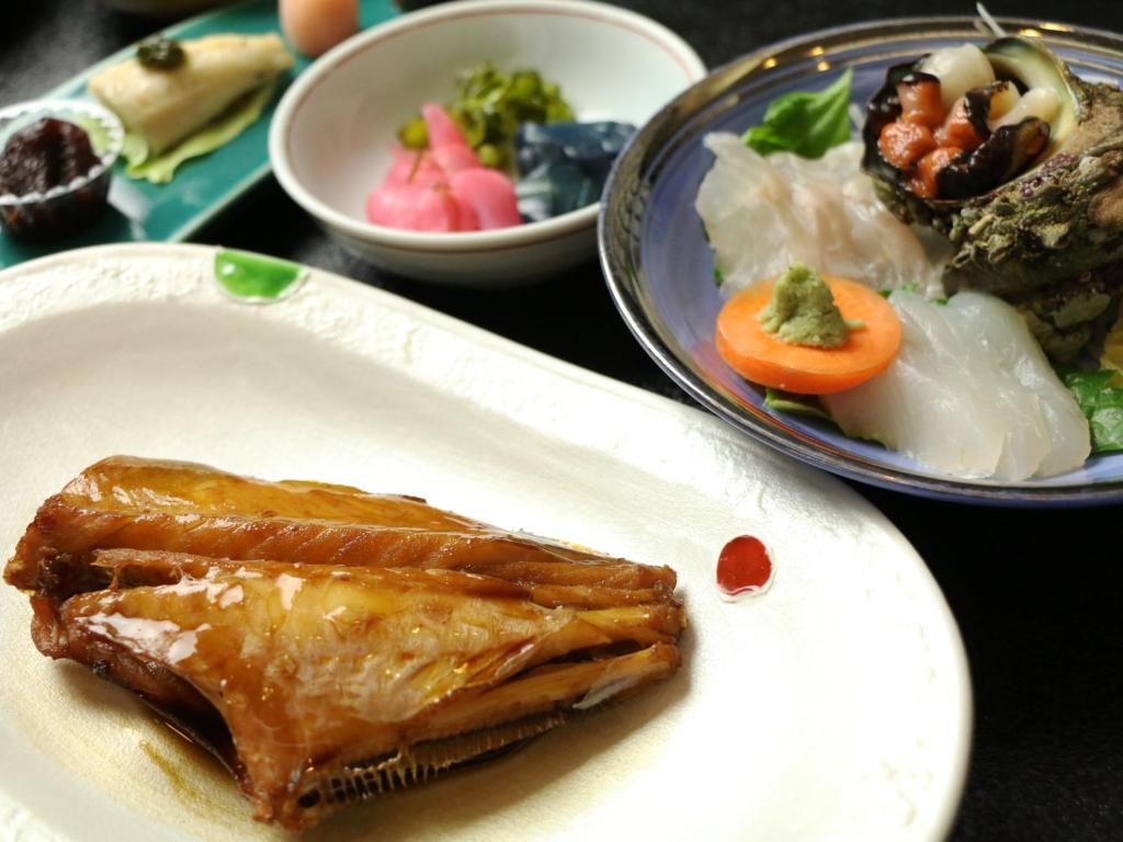 Kamome So Ryokan Kaiseki Meal