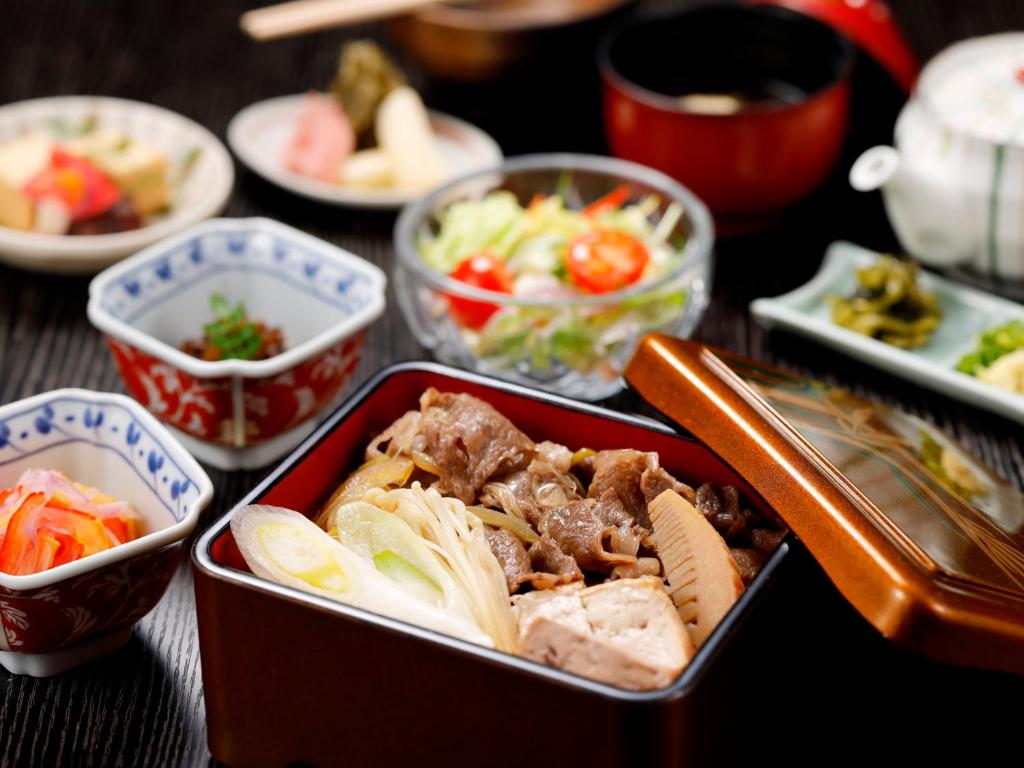 Kanazawa Hakuchoro Hotel Sanraku Japanese Breakfast