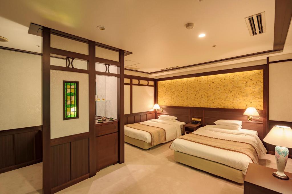 Kanazawa Hakuchoro Hotel Sanraku Twin Room