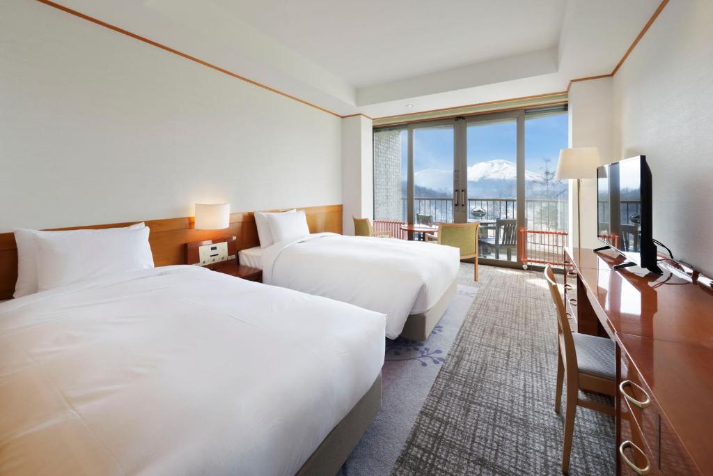 Karuizawa Asama Prince Hotel Twin Room Mountain View