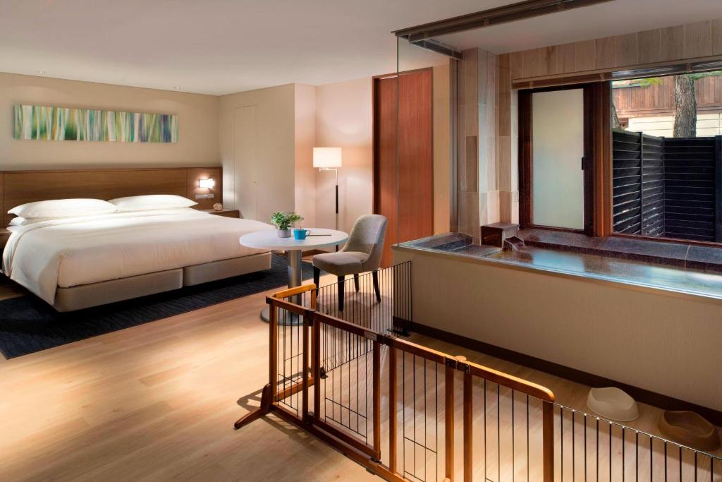Karuizawa Marriott Hotel Onsen Room