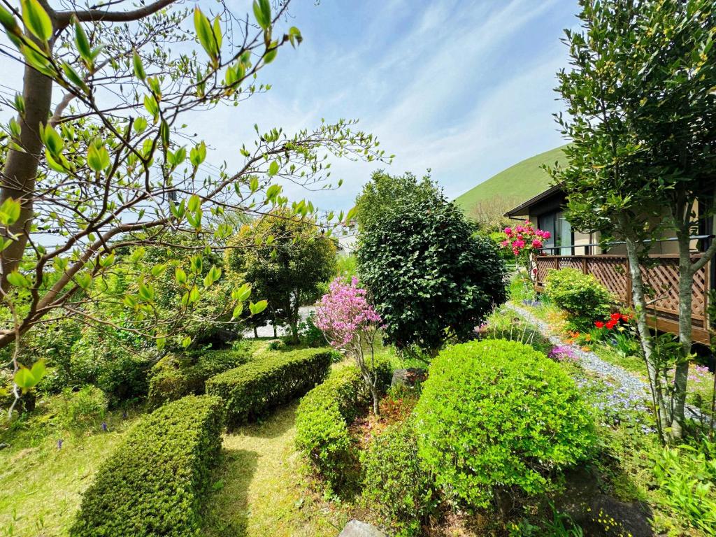 Kashibesso Hanatsumori Izu Kogen Garden View