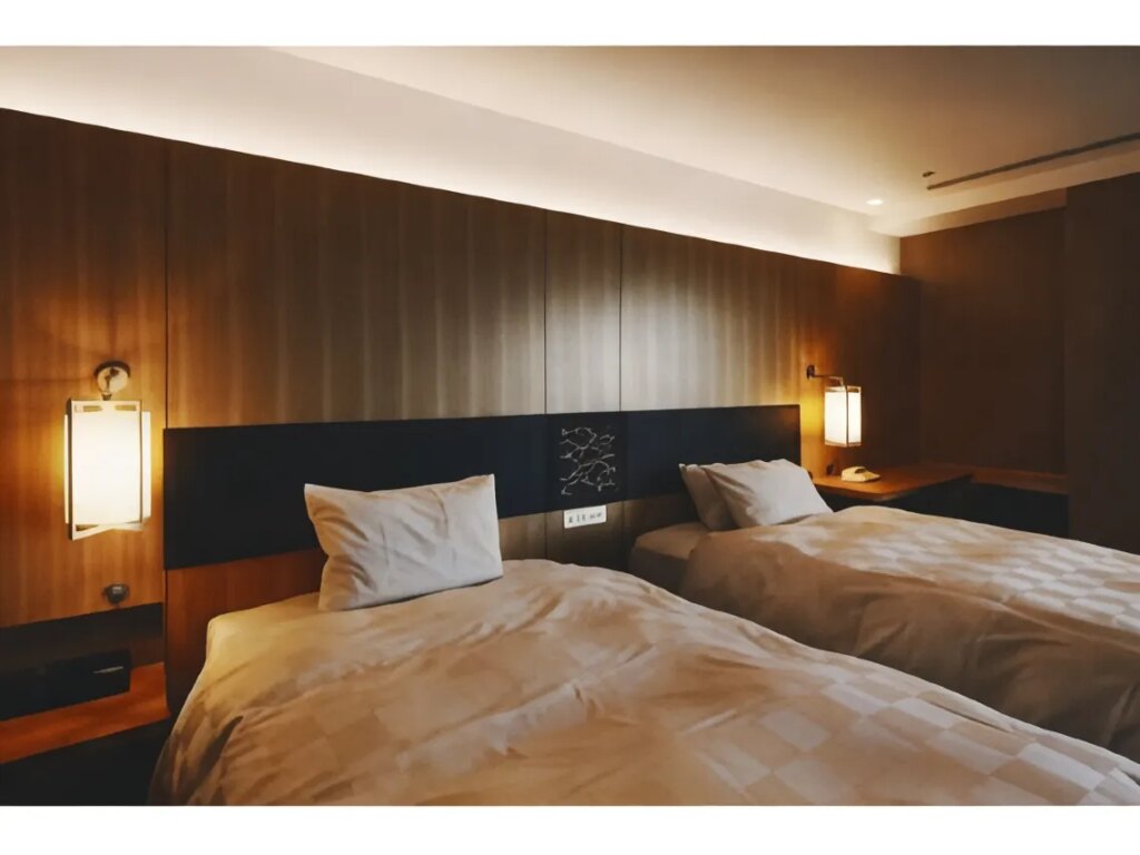 Kashikojima Hojoen Twin Bedroom