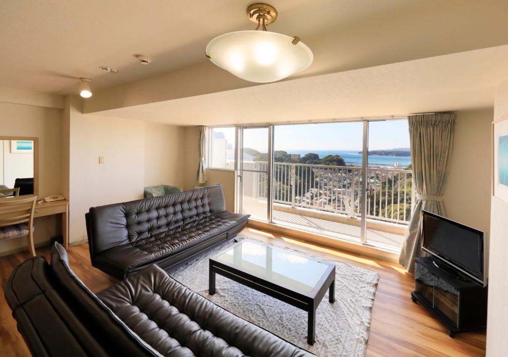 Katsuura Hilltop Hotel Residence Ocean View Living Room