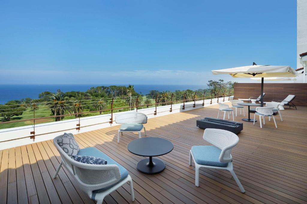Kawana Hotel Ocean View Terrace