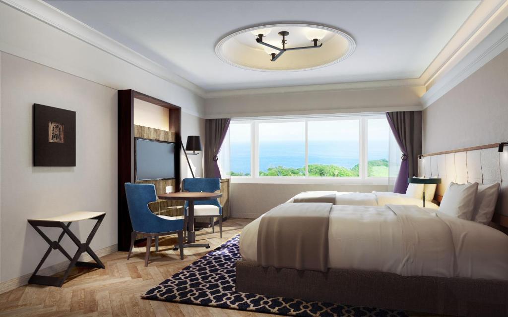 Kawana Hotel Ocean View Twin Room