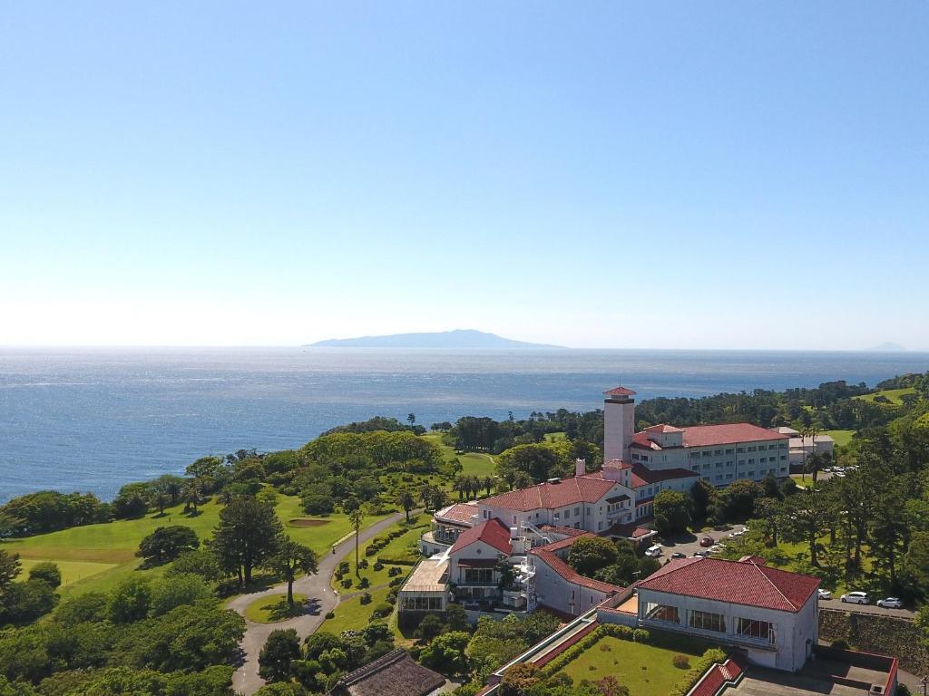 Kawana Hotel Ocean View