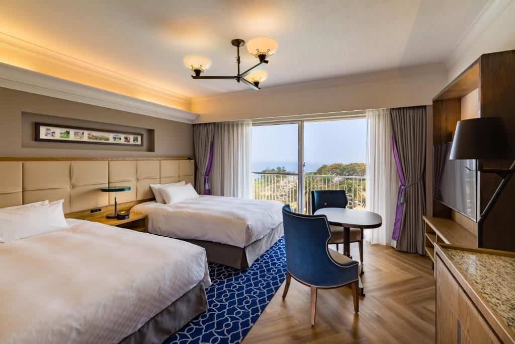 Kawana Hotel Twin Room