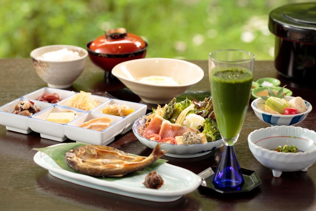 Kinseikan Seseragi Japanese Breakfast