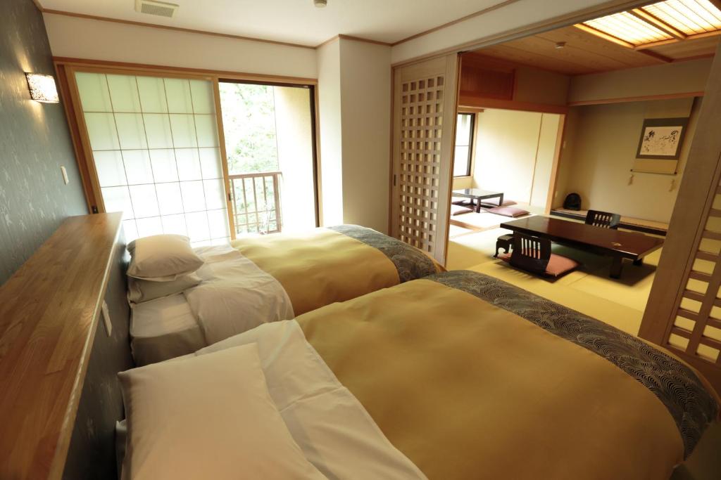 Kinseikan Seseragi Tatami Room