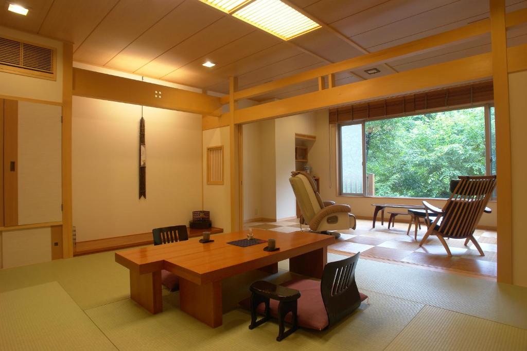 Kinseikan Seseragi Tatami Room