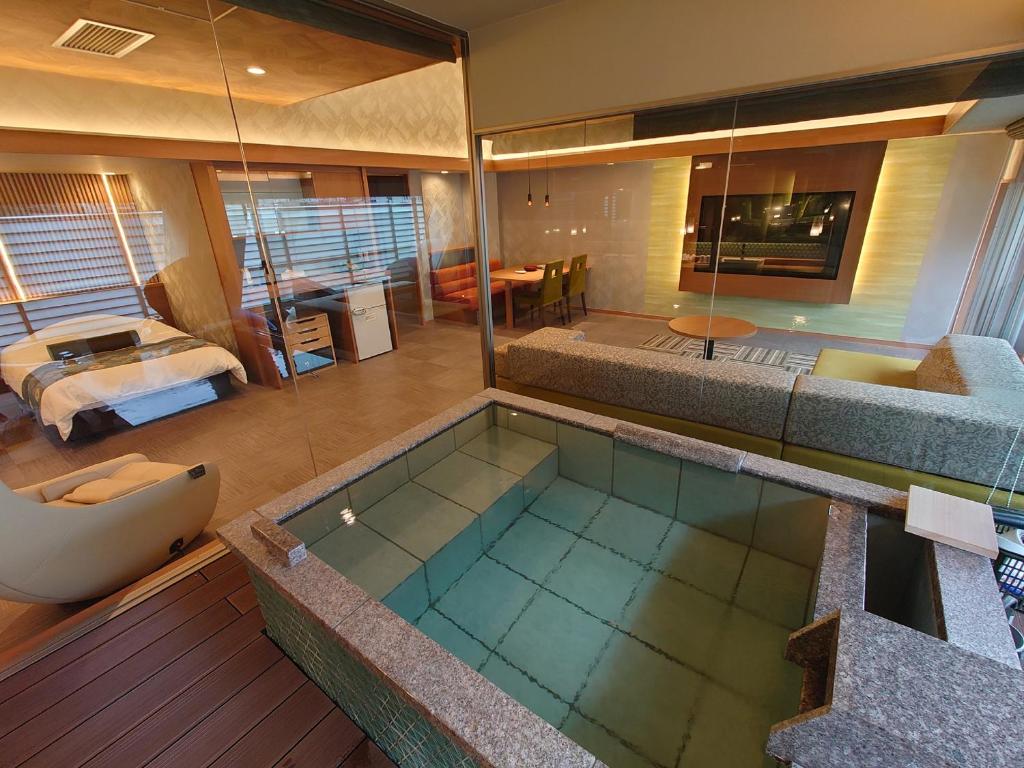 Kinugawa Plaza Hotel Private Onsen Room