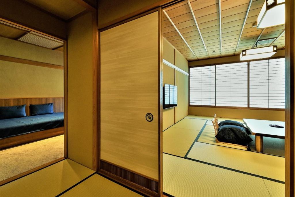 Kitahachi Tatami Room