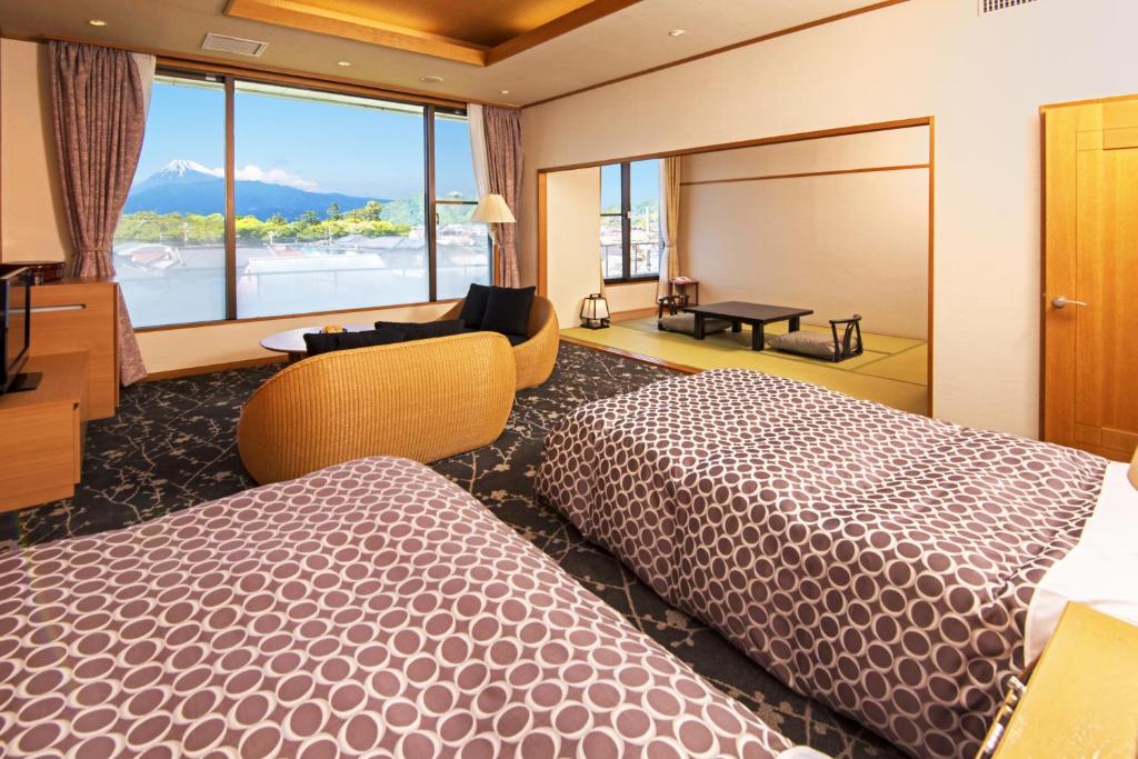 Kkr Numazu Hamayu Twin Room Tatami Area