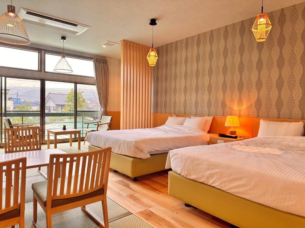 Kobo No Yu Main Building Twin Room