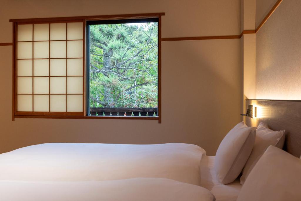 Komakusa Hotel Japanese Bedroom