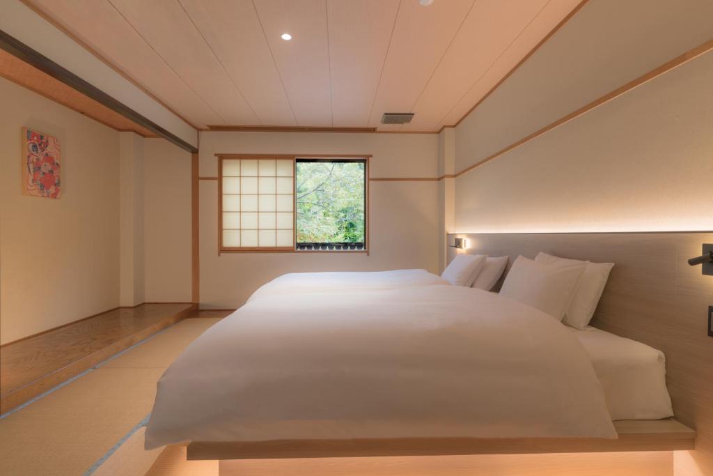 Komakusa Hotel Tatami Room