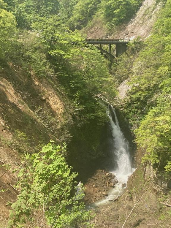 Komatsuya Ryokan Waterfall Gorge