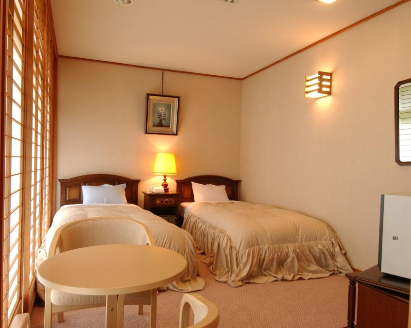 Konjakutei Twin Bedroom