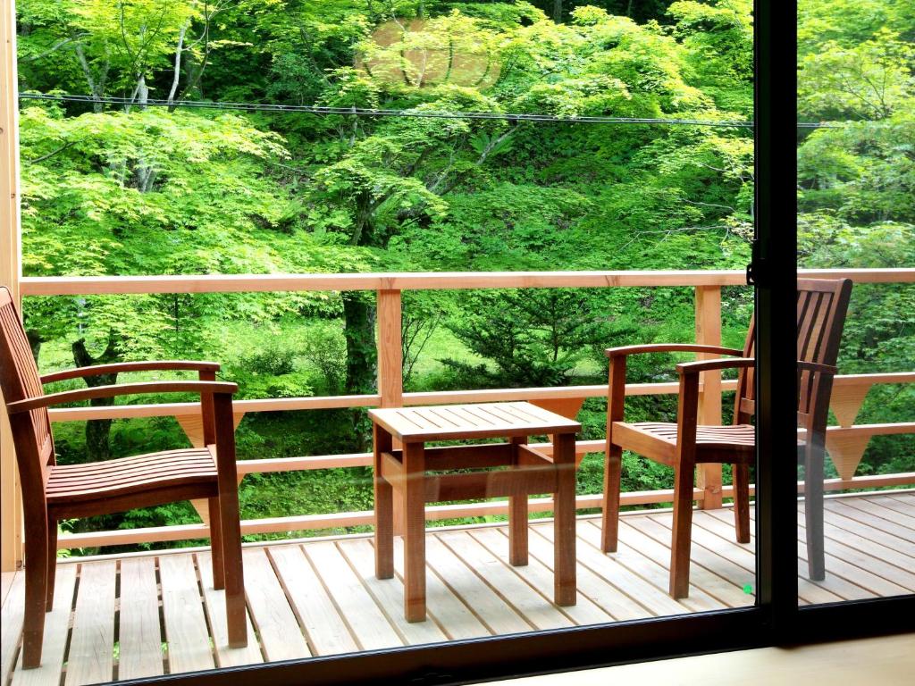 Kose Onsen Hotel Forest View Balcony