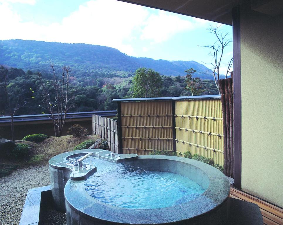 Kotosankaku Open Air Onsen