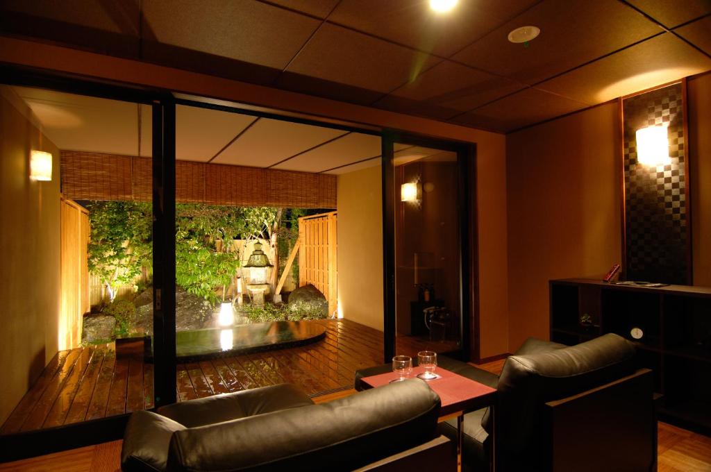 Kouyurou Ikawa Private Open Air Bath Room