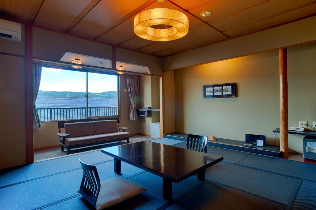 Kouyurou Ikawa Tatami Room