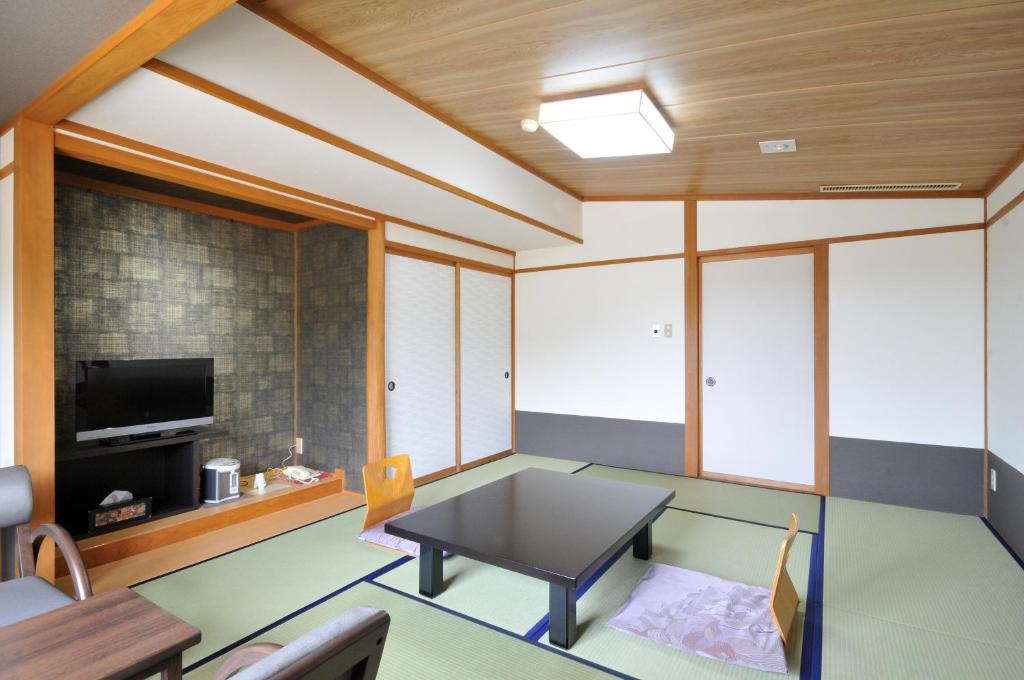 Kurobe Kanko Hotel Tatami Room