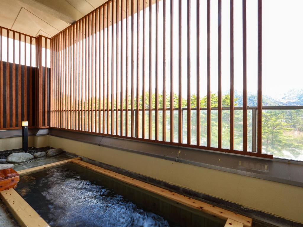 Kurobe Sun Valley Hotel Private Onsen Bath