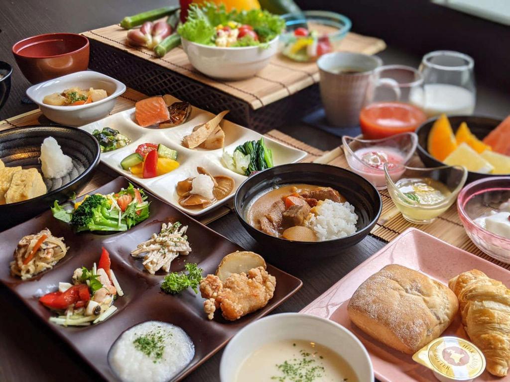Kutsurogijuku Chiyotaki Japanese Breakfast