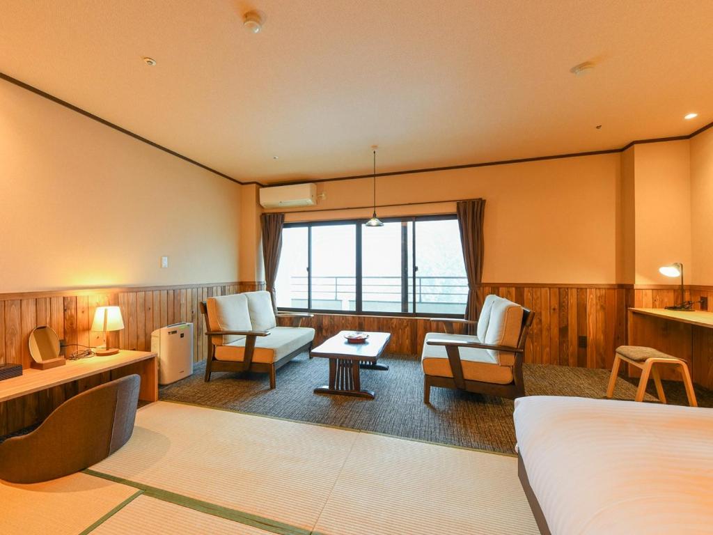 Kutsurogijuku Chiyotaki Tatami Room