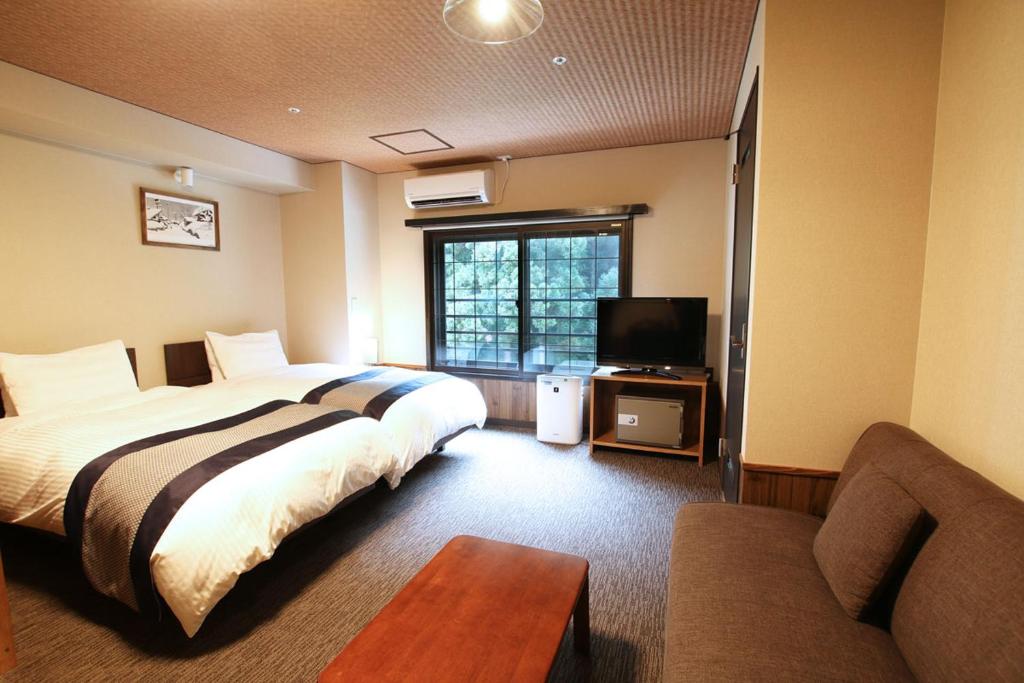 Kutsurogijuku Chiyotaki Twin Room