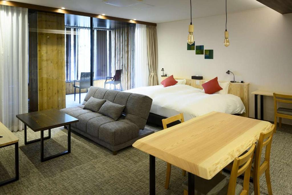 Kutsurogijuku Shintaki Modern Twin Room