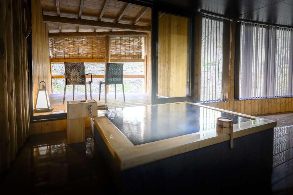 Kutsurogijuku Shintaki Private Onsen Bath