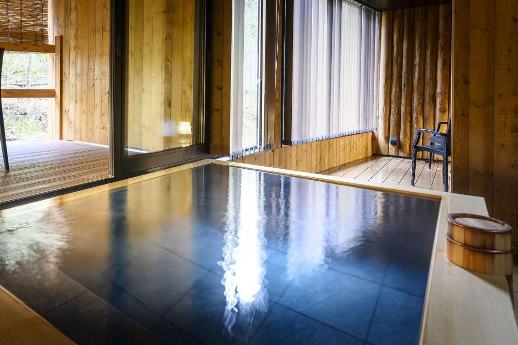 Kutsurogijuku Shintaki Private Onsen Room