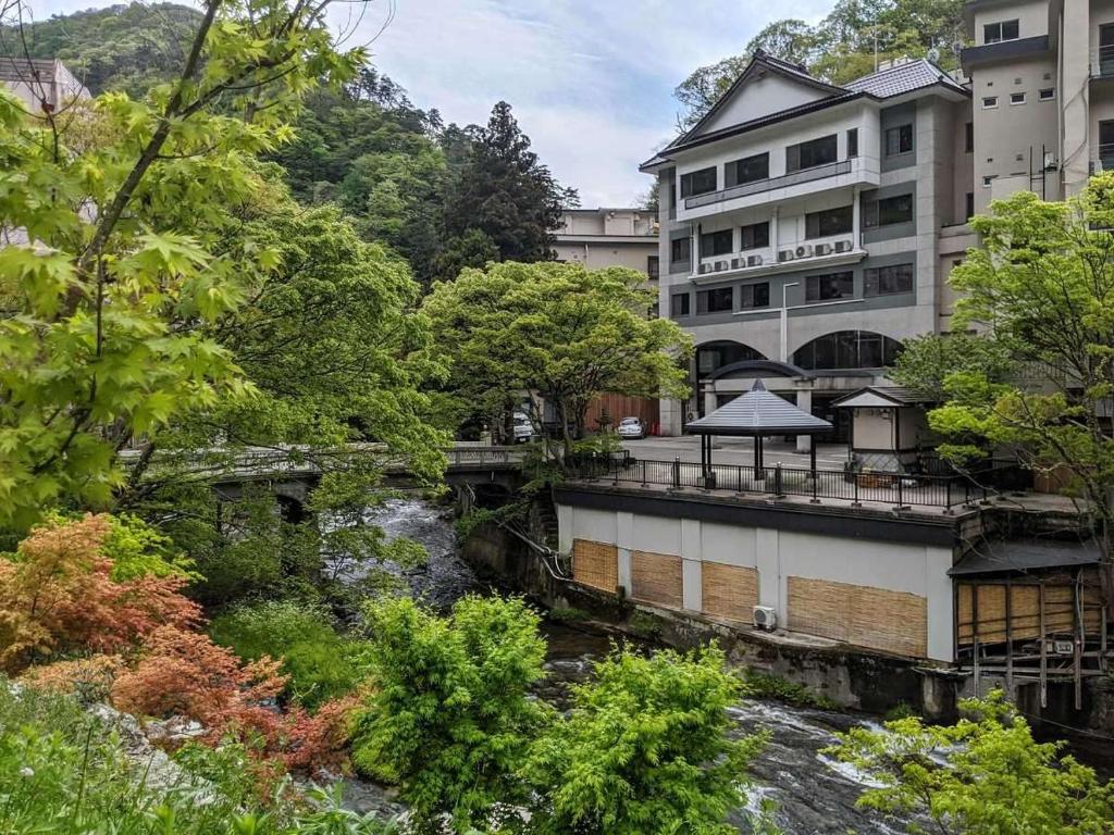 Kutsurogijuku Shintaki Riverside Exterior