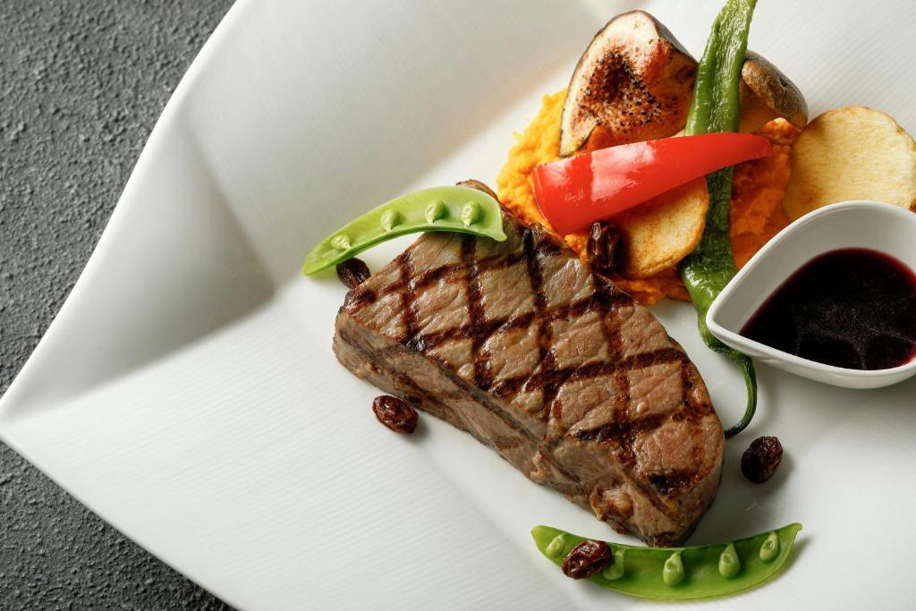Lake Biwa Marriott Hotel Grilled Steak