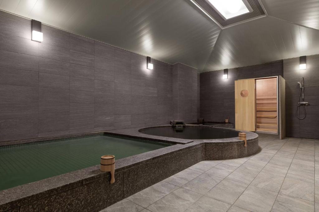 Lake Biwa Marriott Hotel Indoor Onsen Bath
