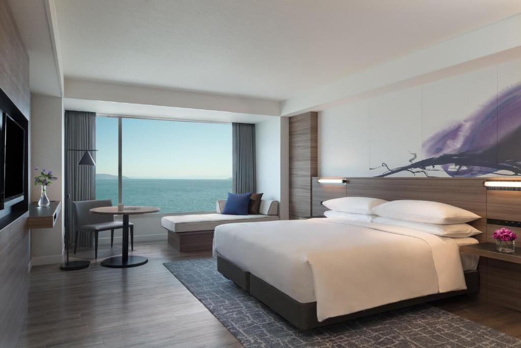 Lake Biwa Marriott Hotel Ocean View Room