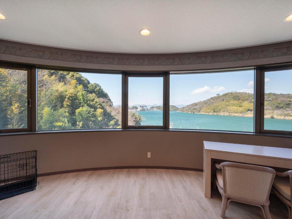 Lake Hamana Wanwan Paradise Hotel Lake View Room