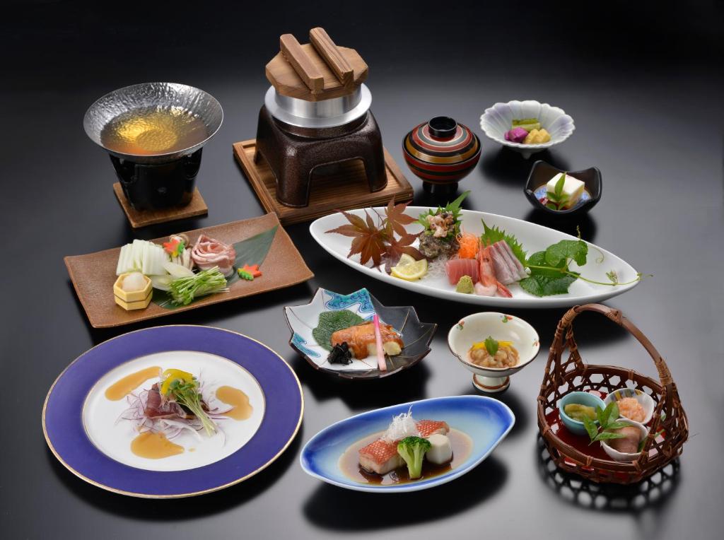 Le Nessa Akazawa Kaiseki Meal
