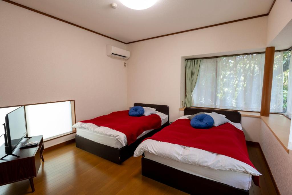 Le Nessa Akazawa Twin Room