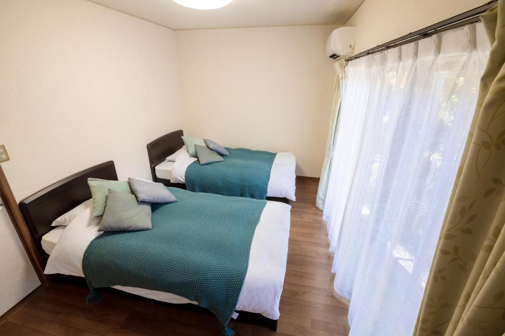 Le Nessa Akazawa Twin Room