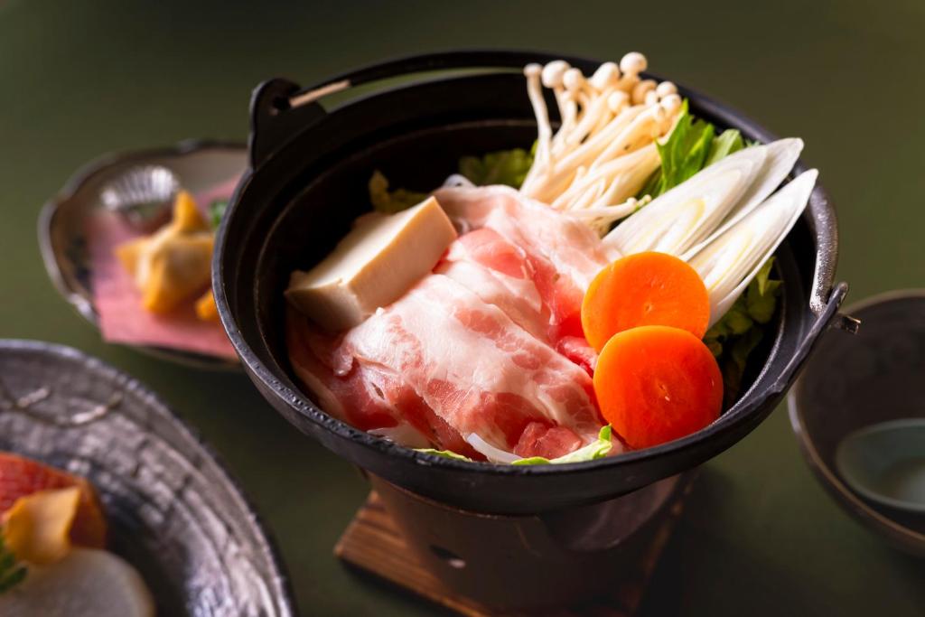 Le Nessa Jogasaki Hot Pot Meal