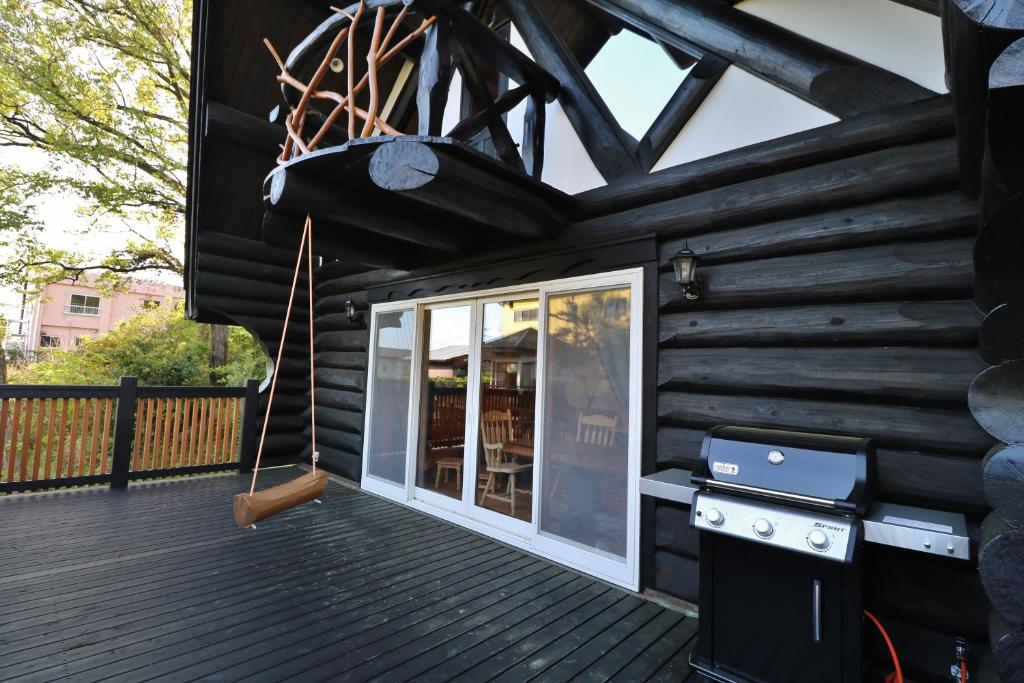 Log Cabin Izu Kogen Log Cabin Exterior Deck