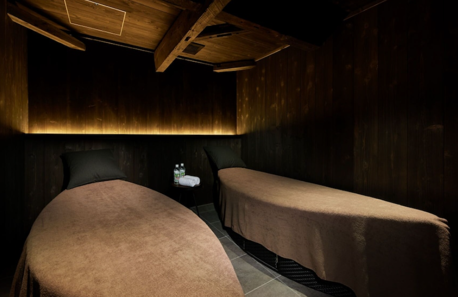 Loquat Nishiizu Spa Treatment Room
