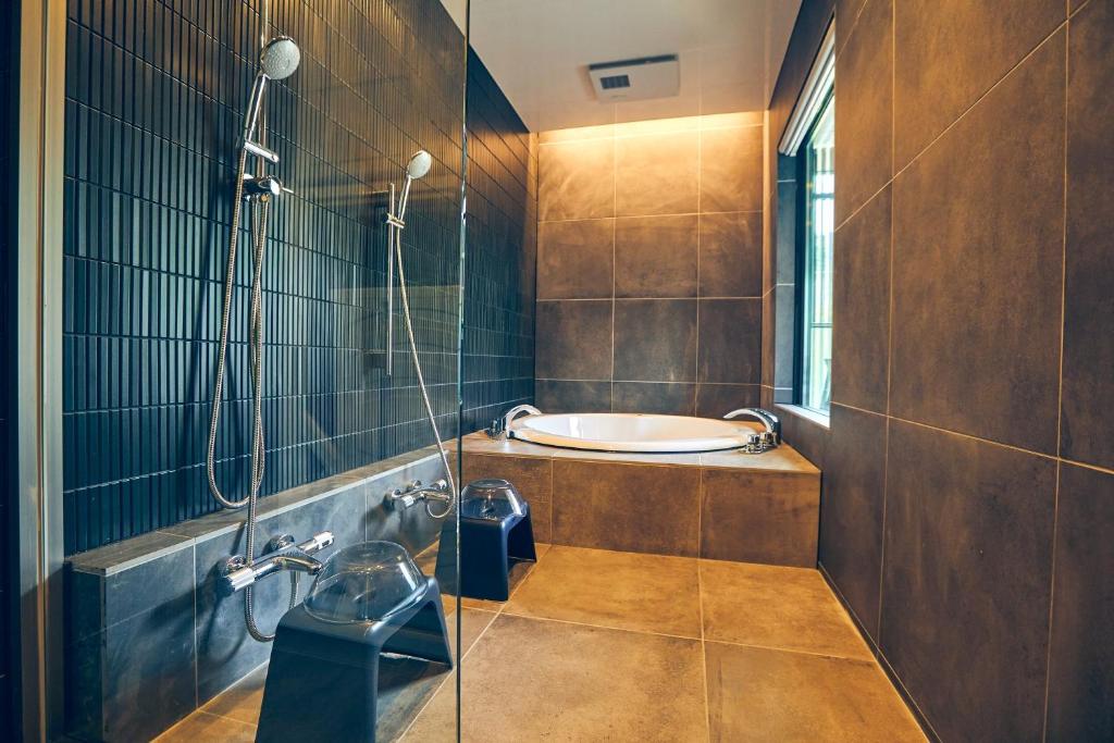 Lux Hakone Yumoto Private Bathroom